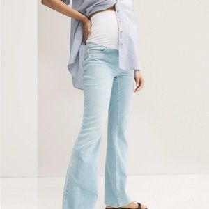Hatch Over the Bump Maternity Flare Jean in Ultralight
